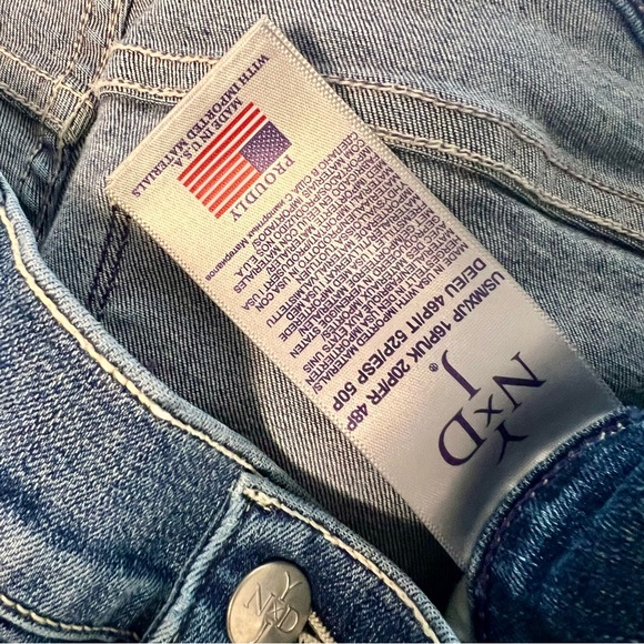 NYDJ Dayla Wide Cuff Capri A4 - Picture 4 of 4